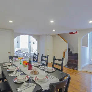Apartment - Cozy, New York