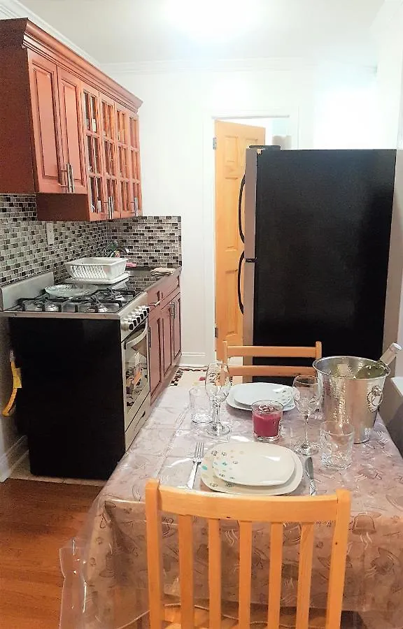 Mia Suite East Village - Free Street Parking + Wifi New York Apartment